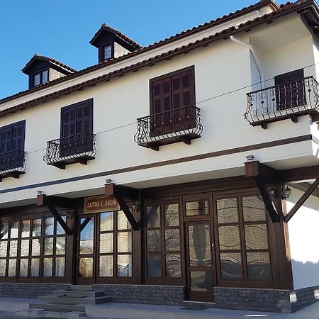 Hotel Bujtina E Bardhe Корча Экстерьер фото